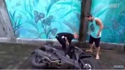 Look I can do Parkour.