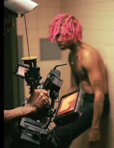 Fasho gonna be the greatest song on the album and idk if yall ready for it yet cause i aint 💀 i dont wanna see no tracklist so i can be surprised when i hear it