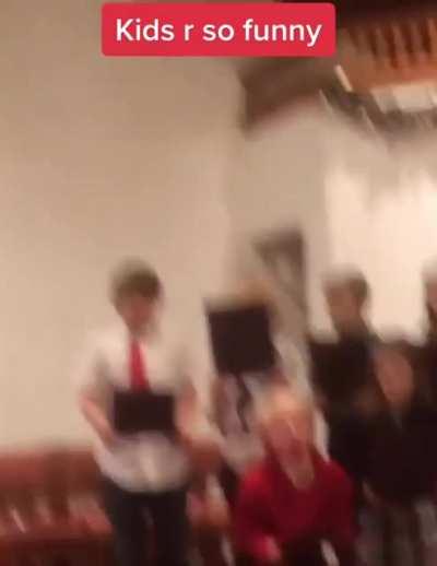 ❤️Little Boy, was shouting his heart out🖤❤️🖤😄