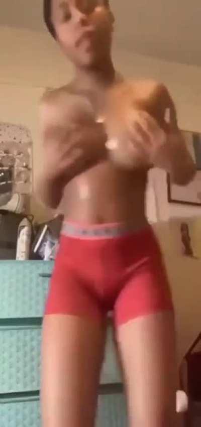 FREE CHAT IN COMMENTS