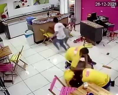 Helmet wielding robber has no idea what he just got himself into