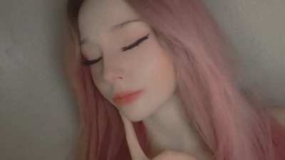 POV you’re about to cover my face with cum 🤍