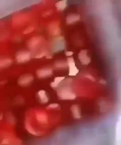 I love straw6erry gummies (Heil spez)