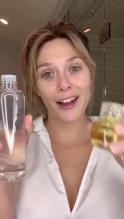 Imagine cumming over Elizabeth Olsen’s gorgeous face 💦