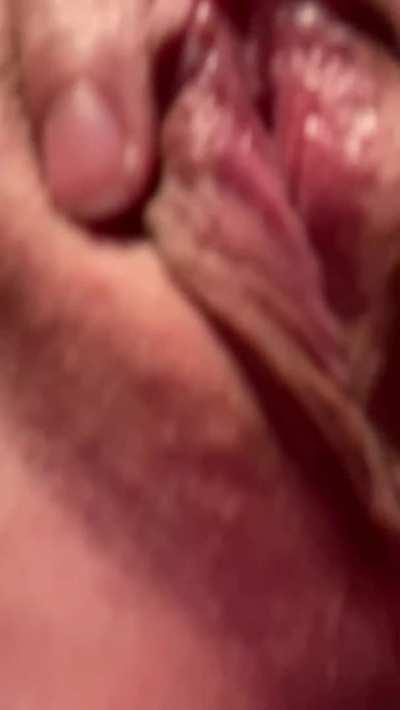 If your face was where my phone is would you stick your tongue out?