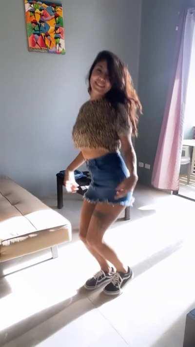 Here is my little transformation and drop ! How do you prefer me? 🥰🥰 Wait for the end 🤣