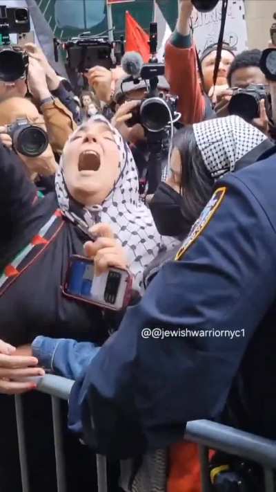 Woman threatens that there will be another holocaust