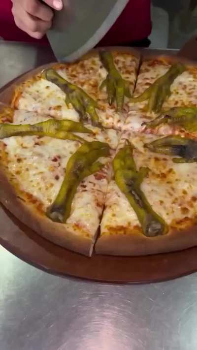 Chicken feet pizza