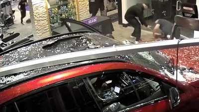 Just putting on his music before starting his workout when suddenly...