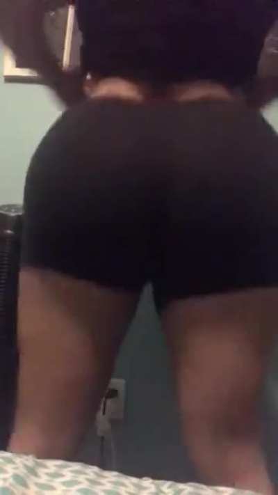 Remember her from a while back but forgot her name