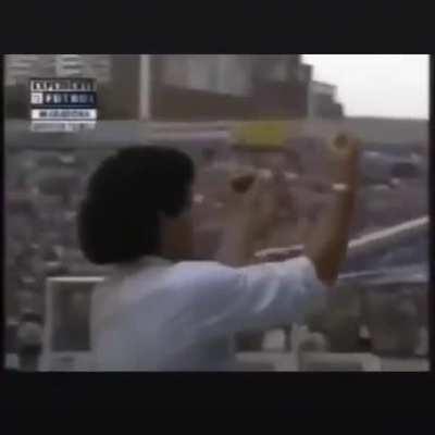 Messi after playing his last match for PSG. Penaldo could never 😤🐐