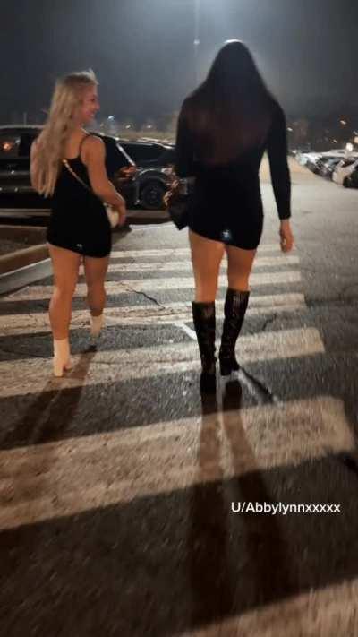 Make sure to sub bc not only am I running a promo but U/Rosefittt and I made so many NEW videos that we can't even count lollll. The next few weeks we will be releasing them all make sure to sub to both of us so you don't miss any of them!!! ♥💜💝