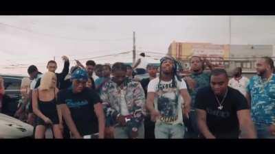 She like the way I woo