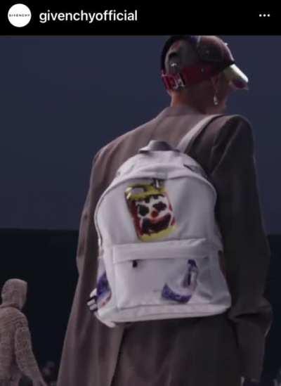 This Richie beat so fire🔥 It’s a shame we didn’t get enough carti x Richie on WLR