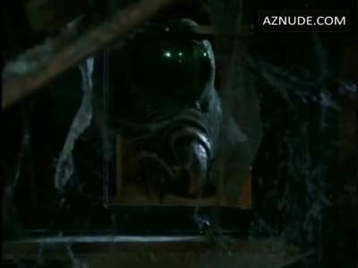 Laura Otis and Serra Ellison - Slaughter Studios (2002)