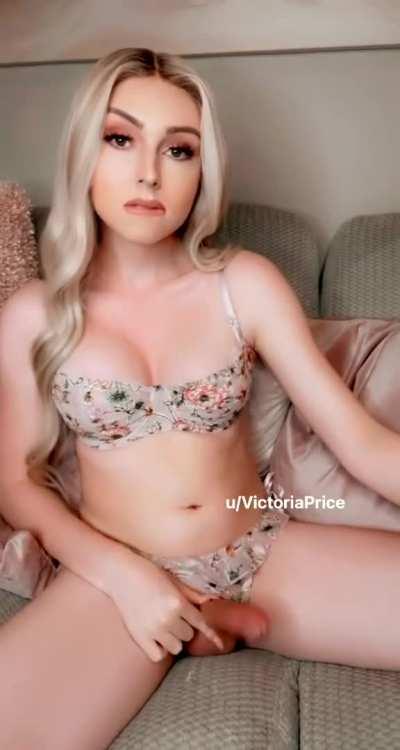 Would You Get On Your Knees For Me Babe? 🥺💕