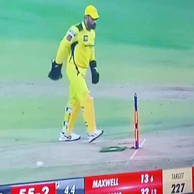 Bruh how does he do that stuff! He makes it look so easy and effortless..                                 #NOC