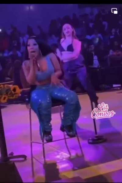 Crazy bitch K flashing the crowd at one of her shows😂😂😂 (2021)
