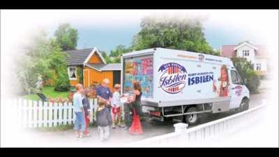 11 am Sunday, on a long holiday weekend, 