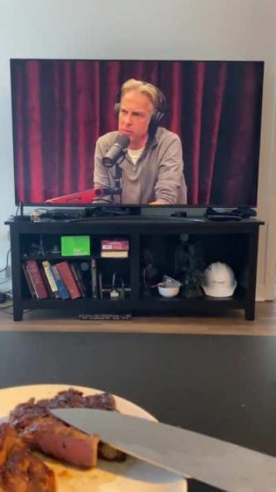 Adam Curry brought up the WallStreetParade article talking about how JP Morgan, CITI, Goldman Sachs ect… borrowed TRILLIONS of dollars from the gov in late 2019. SOMETHING IS FUCKED UP.