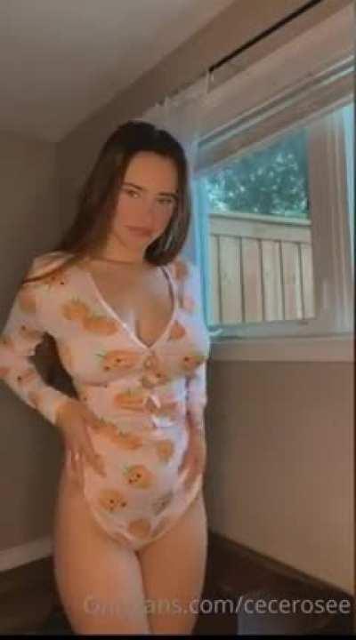 She is so fuckin crazy wth 🤪🤪🤪