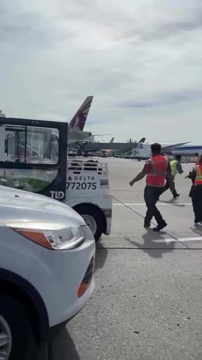 Finally, an airport video of things kicking off on the tarmac.