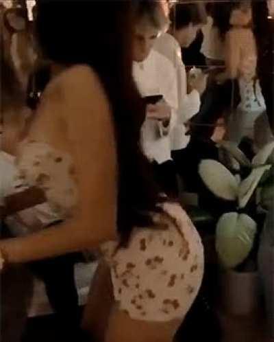 Madison Beer twerking 