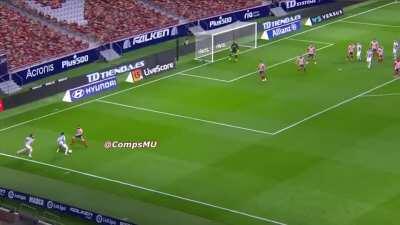 [Loan Watch] Facundo Pellistri's impressive dribbling in a breakthrough performance vs La Liga leaders Atletico Madrid (Credit: @CompsMU)