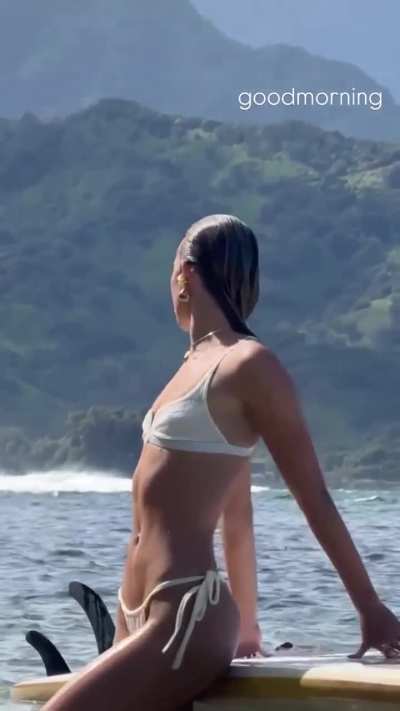 Olivia Ponton is always perfect