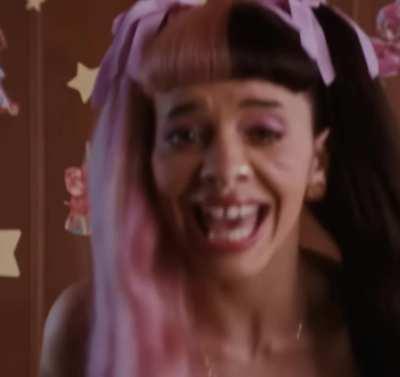 Is melanie Martinez butter face?