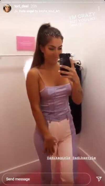 Tori Deal showing off