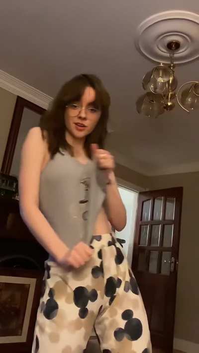 Sluts trying so hard not to give in and show us those hard pokies 🍆💦🍒