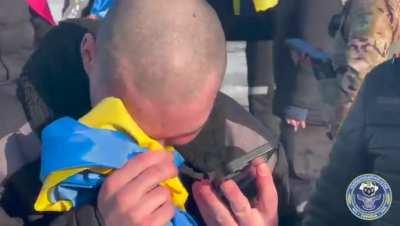 207 Ukrainian defenders returned from russian captivity