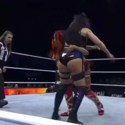 Skye Blue vs Mercedes Moné (Match Comp)