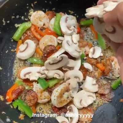 Crazy Malaysian man cooking spaghetti carbonara with teh tarik. WTF?