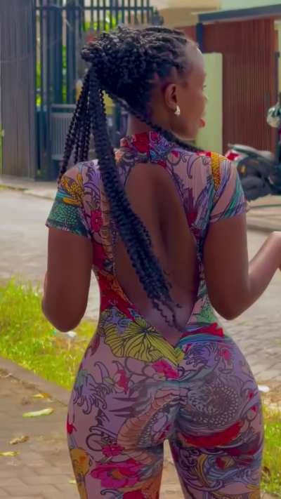 Would you breed this African bubblebutt?