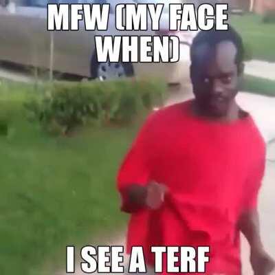 JK Rowling do be kinda cringe tho 🤢🤢🤢🤮🤮🤮