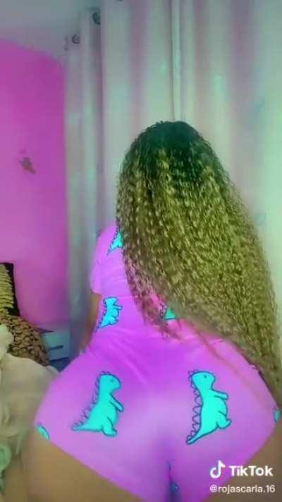 Carla Rojas - TikTok