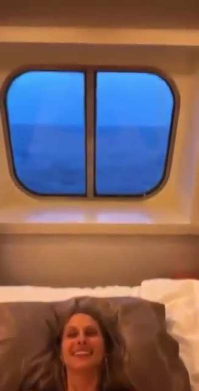 beauty getting ready for the dick [ C0M3NTS F0R M0RE ]