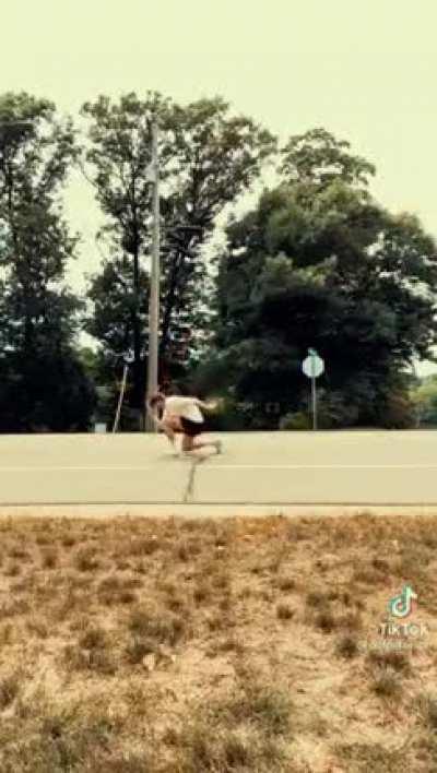 Thanks, I hate this dudes goofy side.