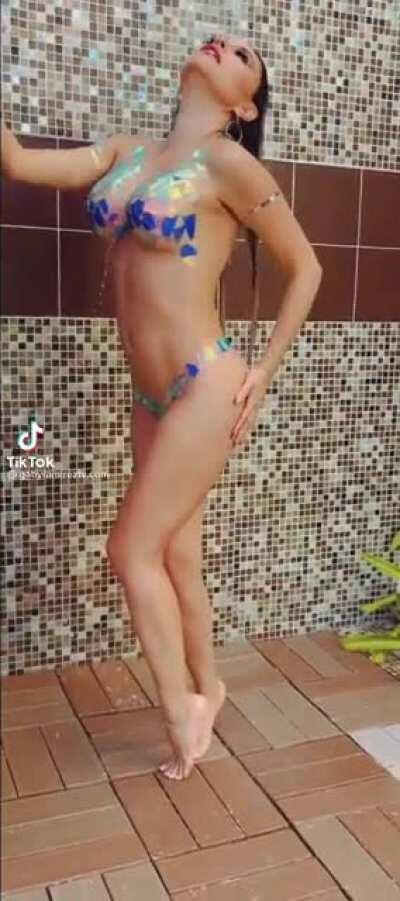 No es mucho pero a les va algo