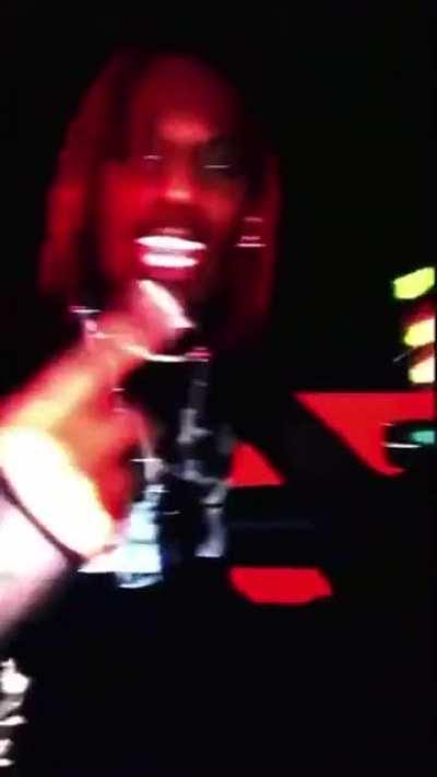 Carti need to put this on wlr this shit so beautiful 😭😭😭