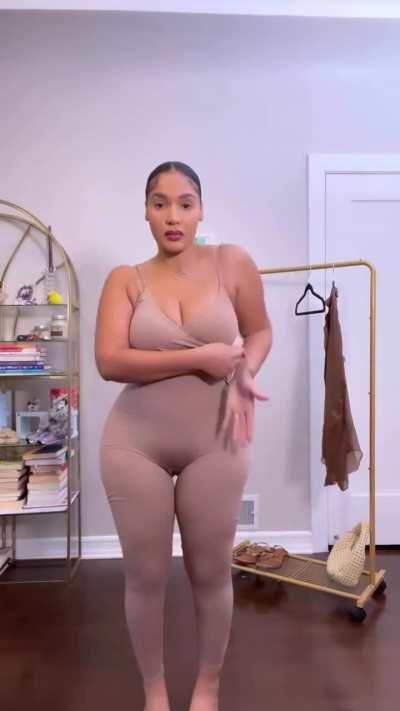 yaris (@yaris_sanchez)