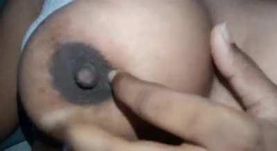 Captions aren't funny........boobs still get an upvotes