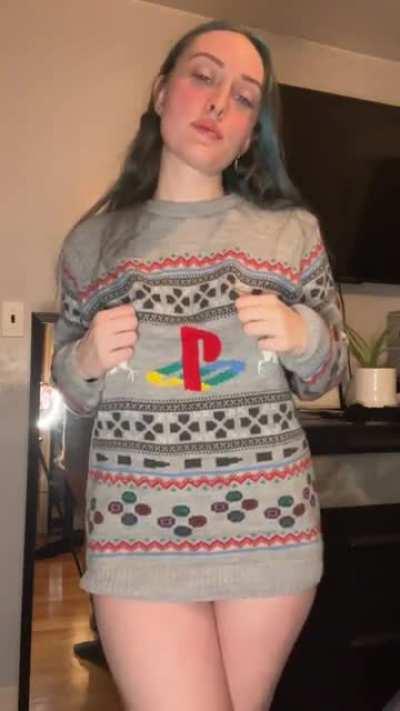 I hope u like gamer girls in ugly Christmas sweaters