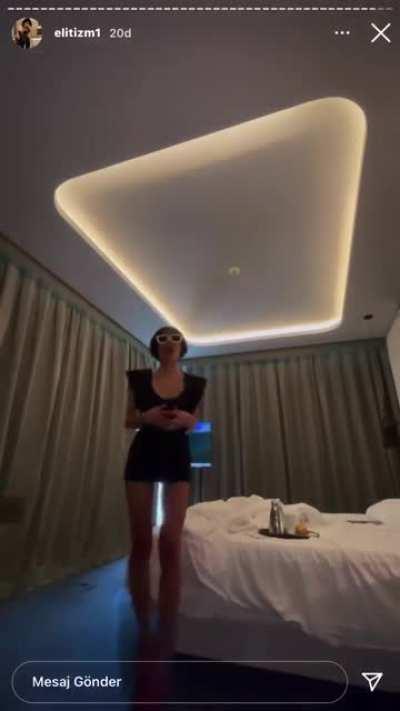 Vay amına koyayım keşke benim de amım olsa da kolay yoldan zengin olabilsem