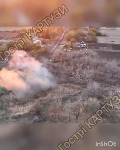 Two Ukrainian tanks attack a village in the Kurakhove area. A Russian FPV drone unsuccessfully attempts to strike one of them (full episode description is comments). Video from 