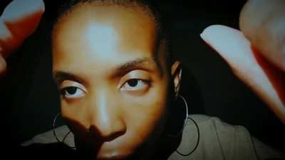 Love that tongue action 🤤