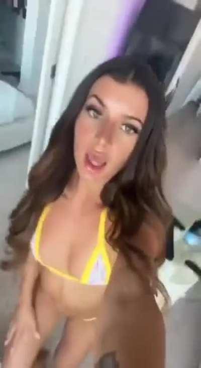 livin life in bikinis :)