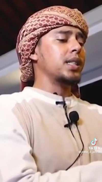 Surah Al Qari'ah recitation by Salim Bahanan